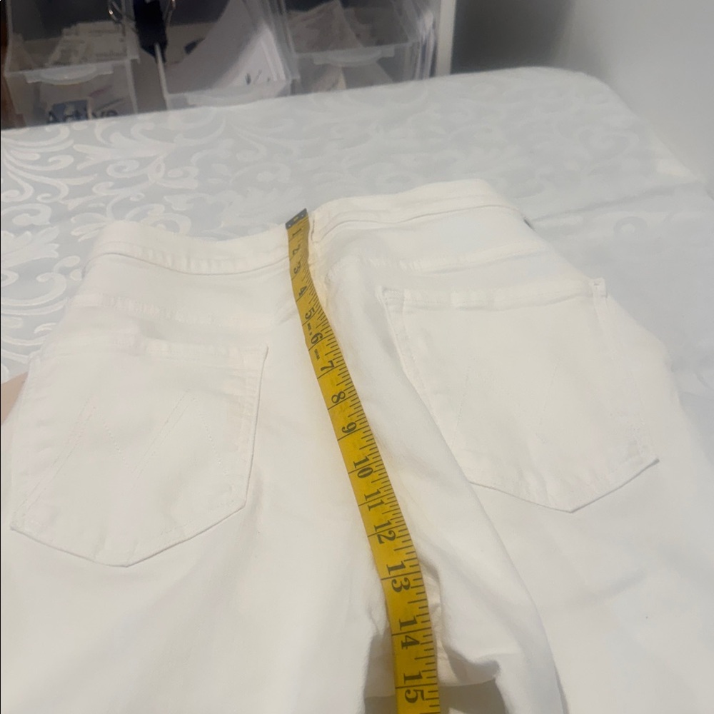 Mother Hi-Waist Capri Jeans. Ladies 32 - Picture 13 of 16